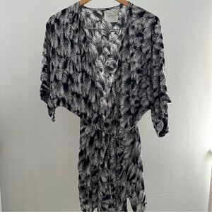 Acacia. XS . Kimono. (Robe) super soft material.  Small flaw